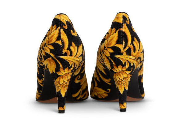 Gianni Versace Rococo Baroque Pumps Heels, 1990s Size: 39.5