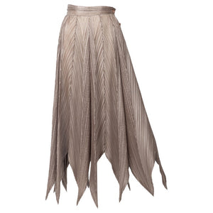 Issey Miyake Pleated Sculptural Skirt – Taupe Chevron Texture Asymmetrical Point