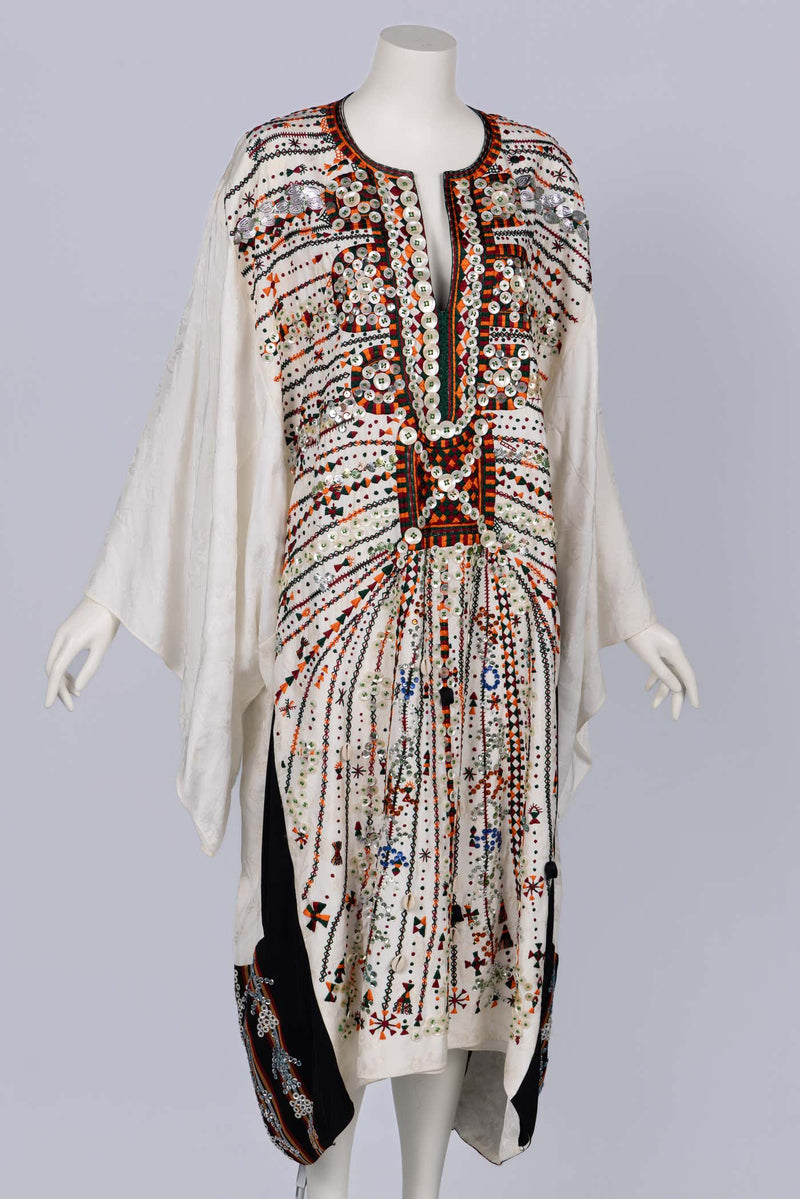 Chloé Fall 2016 Embroidered Caftan Dress Look 15 – Runway Clare Waight Keller
