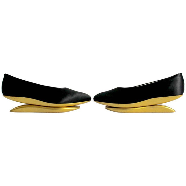 1950s Herbert Levine Museum Held Black and Gold Kabuki Shoes Rare