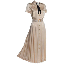 1990s Chanel Creme Silk Knife Pleats Camellia Bow Belted Shirt Dress D – Basha Gold