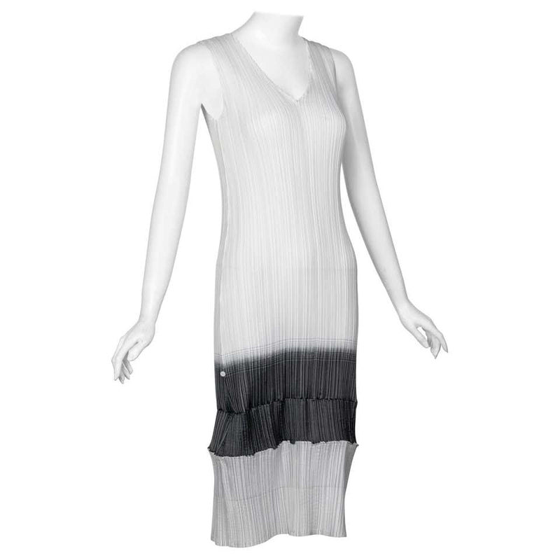 Issey Miyake “A Piece of Cloth” 2-Way White Gray Sleeveless