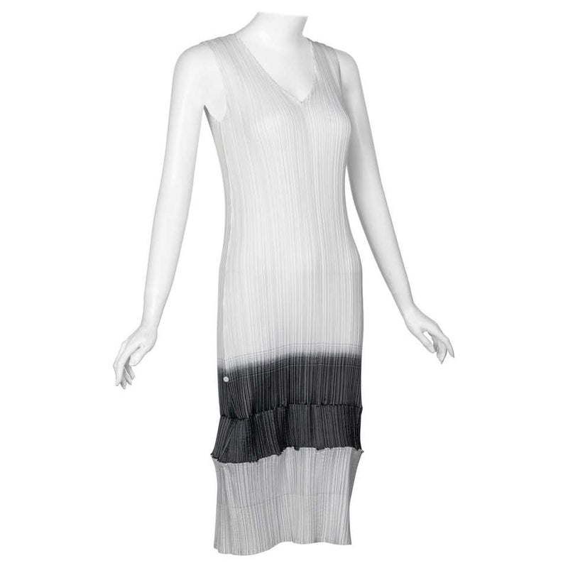 Issey Miyake “A Piece of Cloth” 2-Way White Gray Sleeveless Sculptural Dress