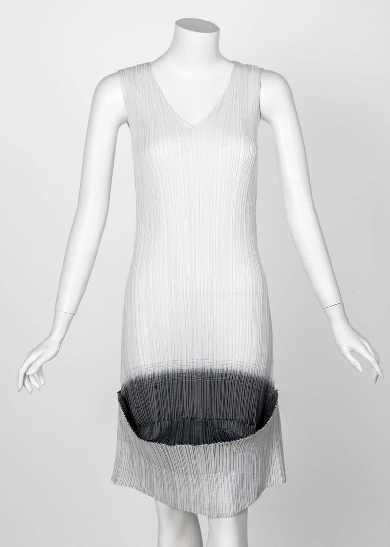 Issey Miyake “A Piece of Cloth” 2-Way White Gray Sleeveless Sculptural Dress