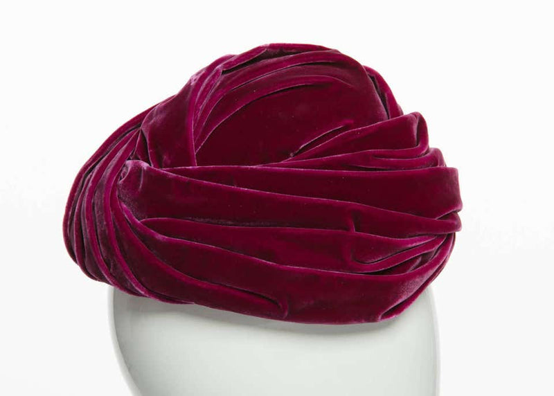 1930s Hattie Carnegie Original Raspberry Pink Velvet Turban Hat