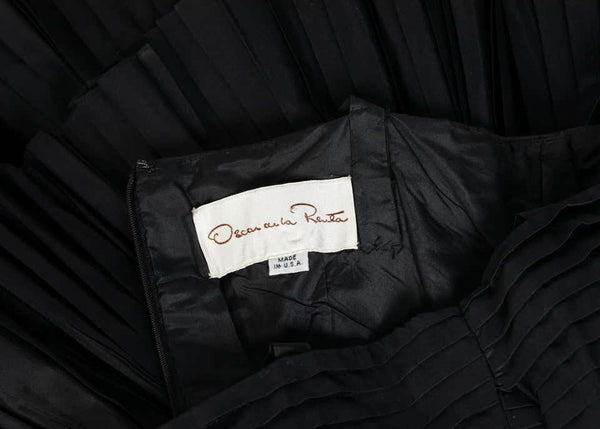 Oscar de la Renta Black Silk Taffeta Pleated Ruffle Cocktail Dress, 1980s