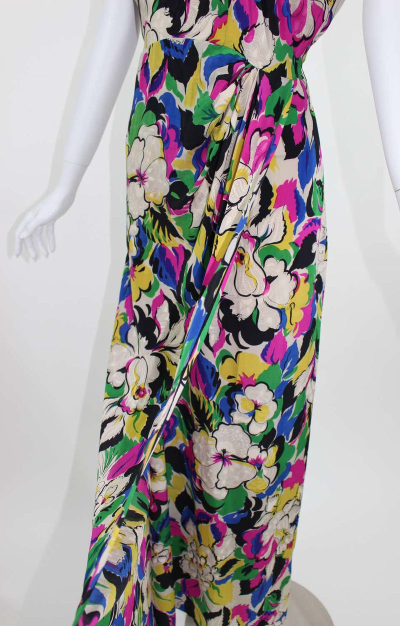 1940s Bright Floral Silk Damask Square Neckline & Ruched Short Sleeve Dress