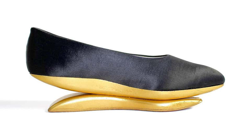1950s Herbert Levine Museum Held Black and Gold Kabuki Shoes Rare