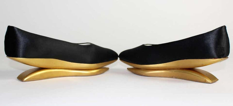1950s Herbert Levine Museum Held Black and Gold Kabuki Shoes Rare