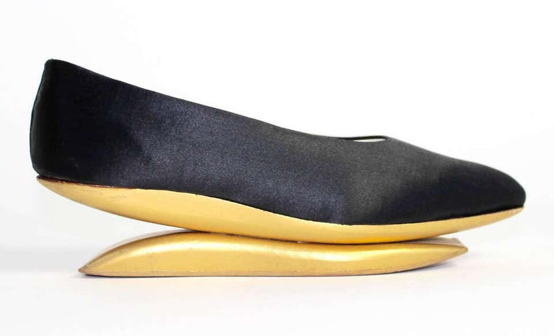 1950s Herbert Levine Museum Held Black and Gold Kabuki Shoes Rare