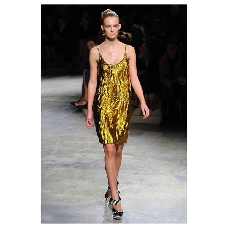 prada metallic dress Prada Pink Metallic Brocade Sleeveless Gown M Prada