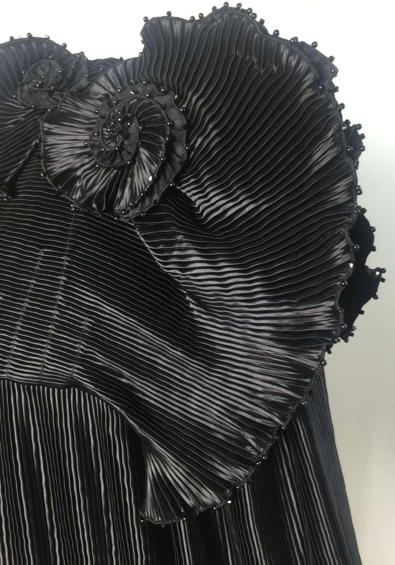 1970s Zandra Rhodes Black Pleated Sculpted Jacket