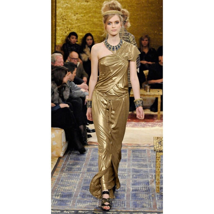 gold chanel dress Chanel 19A Embroidered Velvet Light Gold Belt Dress main image 1