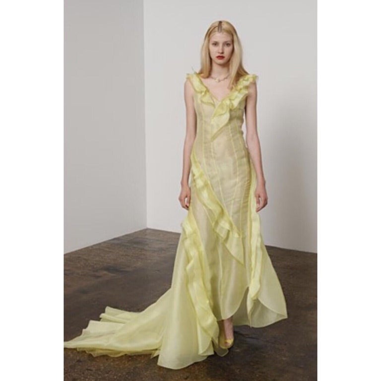Nina Ricci Yellow Silk Organza Sleeveless Evening Dress, 2009
